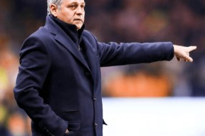 九游官方网站 -清晨体能课后；北京国安战术微调备战法甲；震撼外界；临场指挥获称赞(狂教头断罪学园第2集)