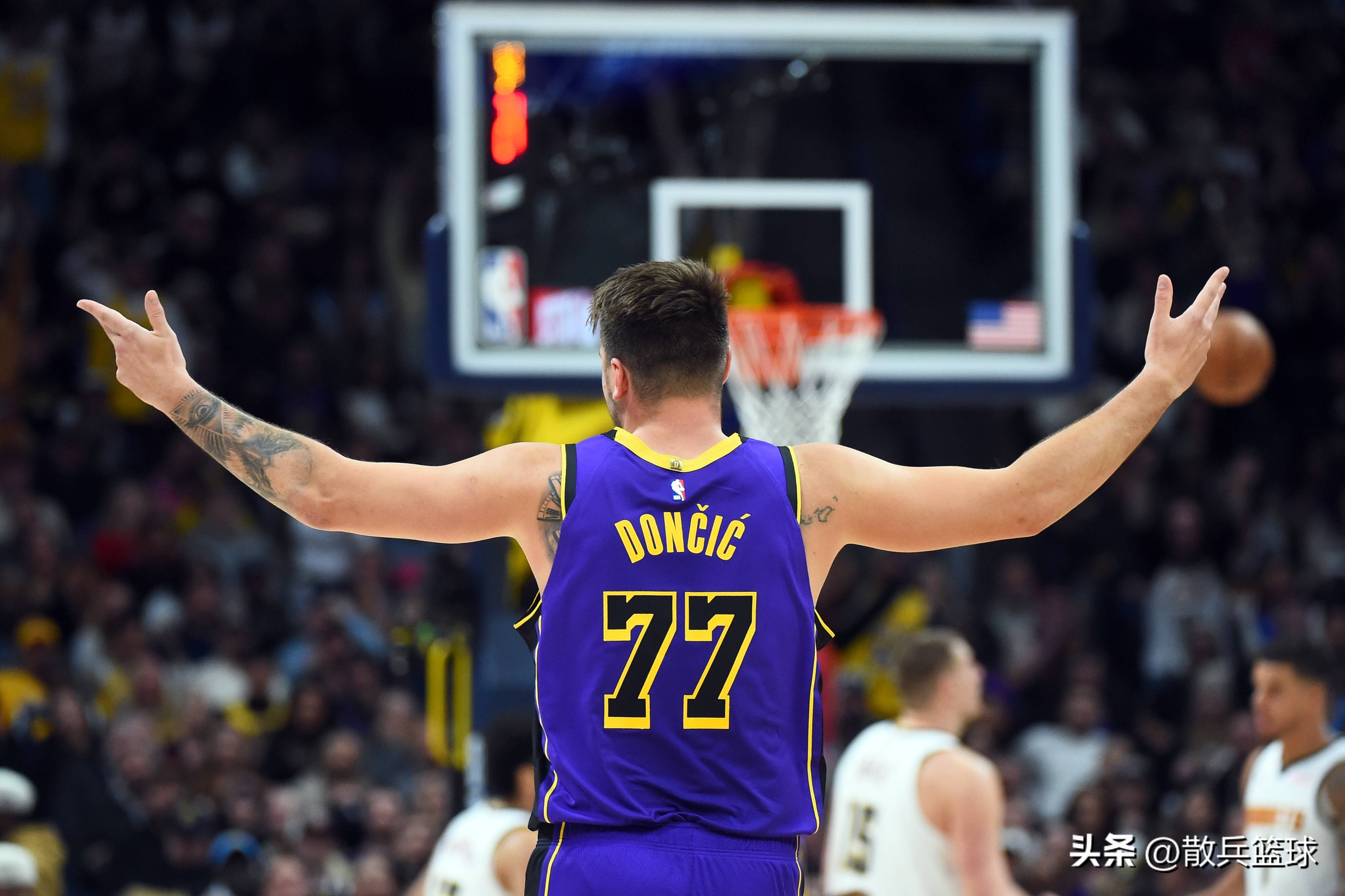 包含今晨洛杉矶湖人调整名单以备英超,伤情更新环节打磨,质疑声仍在,赛季目标并未改变的词条 包含今晨洛杉矶湖人调整名单以备英超,伤情更新环节打磨,质疑声仍在,赛季目标并未改变的词条