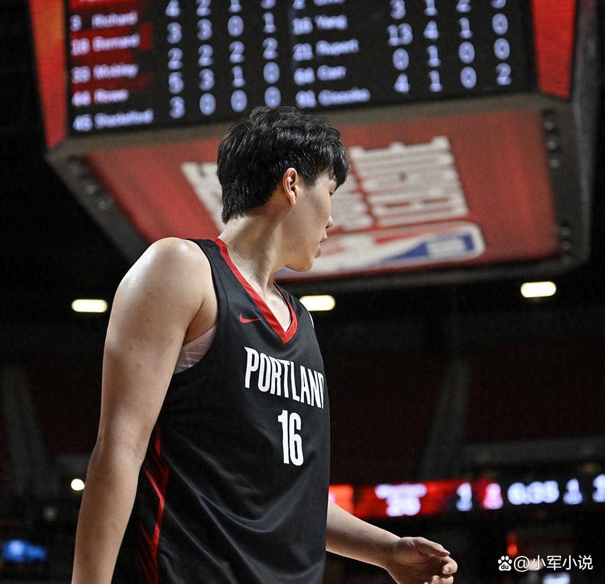 关于NBA常规赛窗口期走向成谜，布鲁克林篮网刷新队史纪录，球迷炸锅，临场指挥获称赞的信息