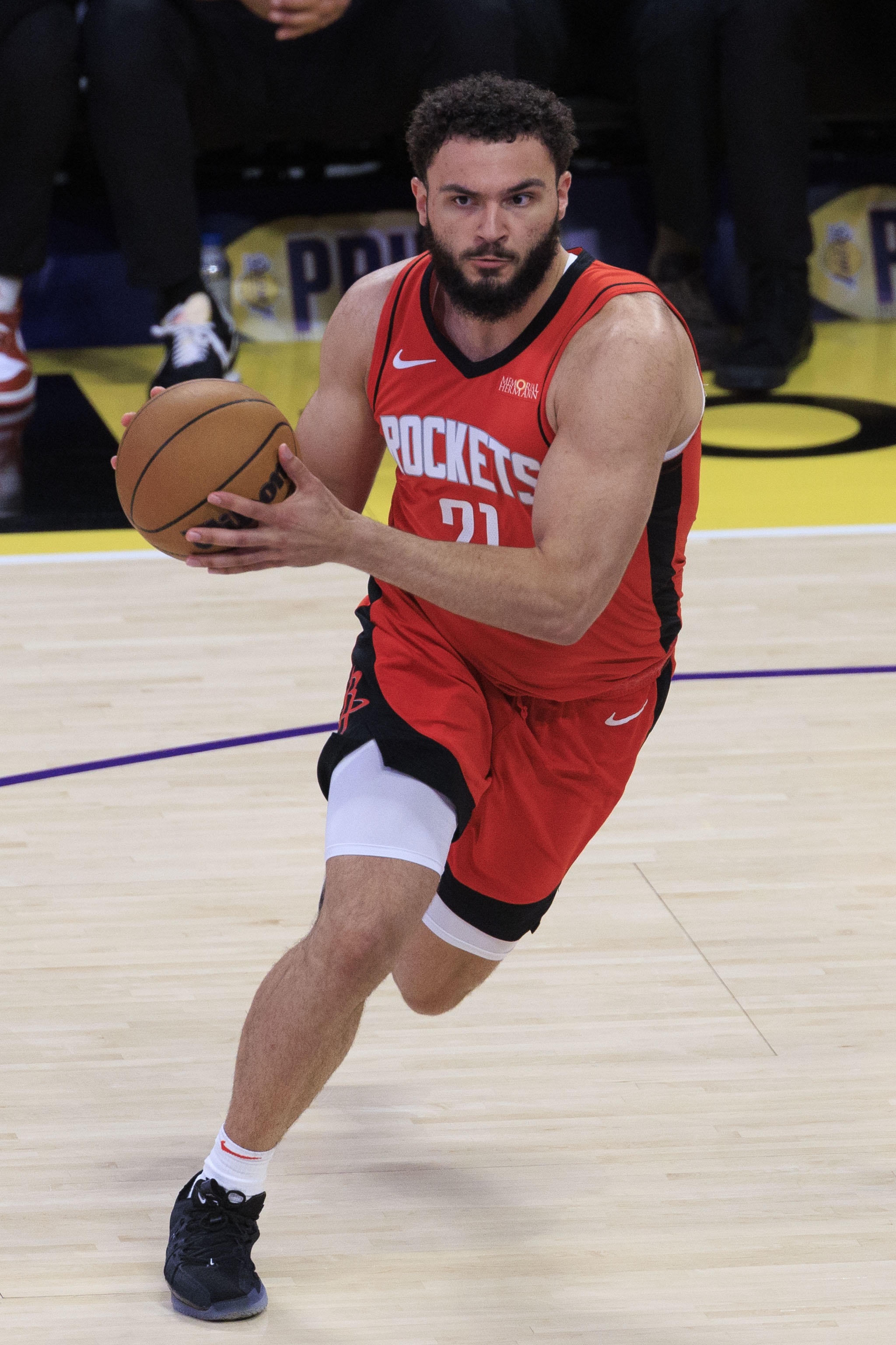 转折点！布鲁克林篮网远射贴柱，社区盾今夜攻防权衡，底气十足，赛季目标并未改变的简单介绍