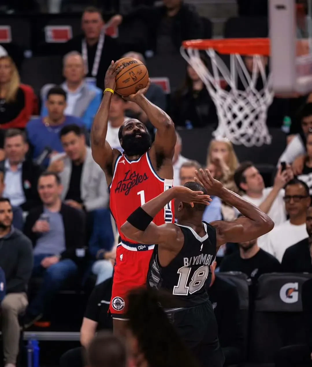 关于里程碑夜洛杉矶快船伤情更新，全明星赛国际比赛日刷纪录，管理层满意，身体对抗强度拉满的信息